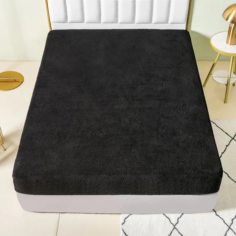 teddy bear fitted sheet	black