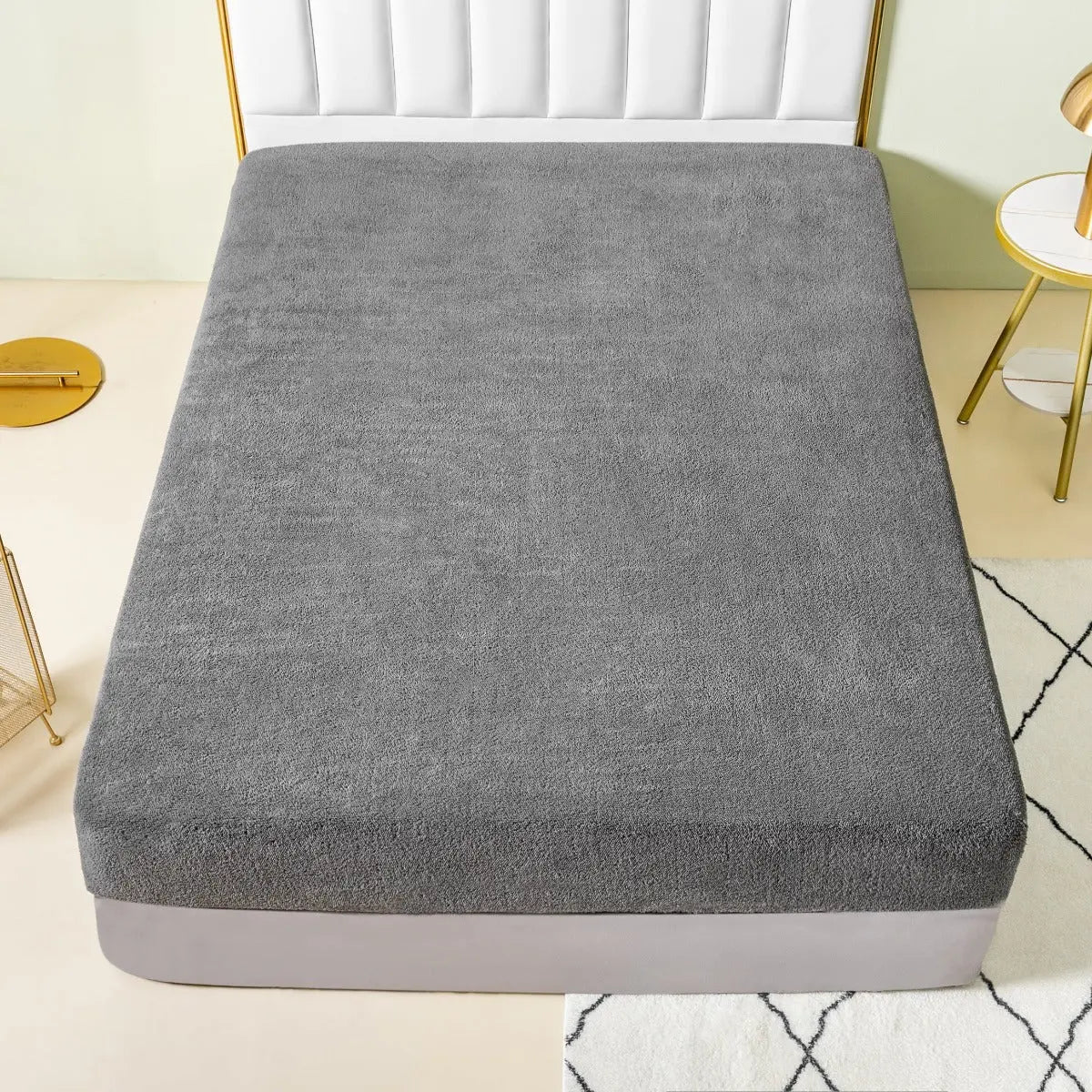 teddy bear fitted sheet	charcoal