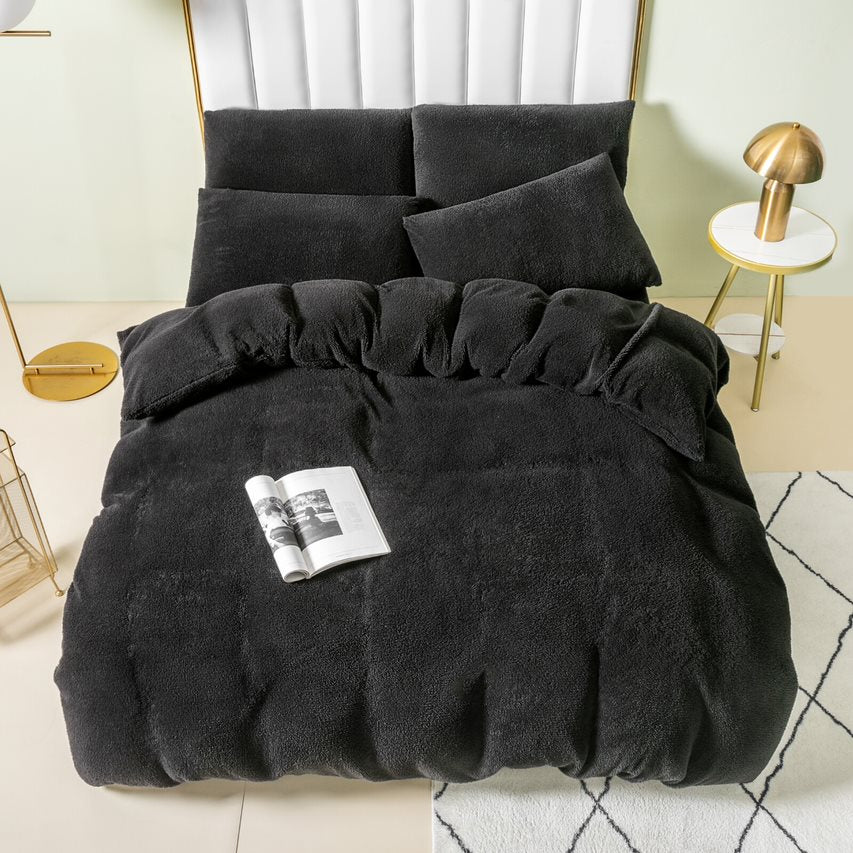 black teddy duvet set	